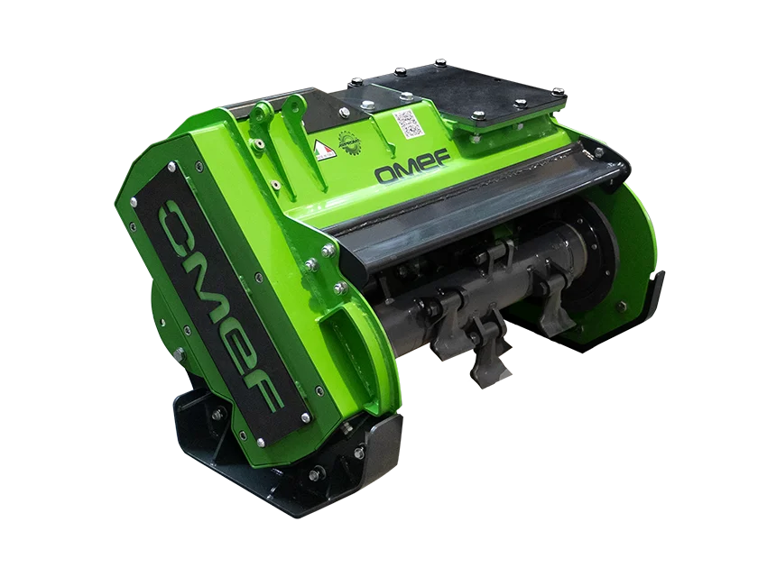 OMEF TE9KM2 excavator mulcher, still life photo on a transparent background