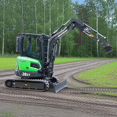 noleggio mini escavatore 28 q OMEF in cantiere forestale ad Alessandria Asti e Genova